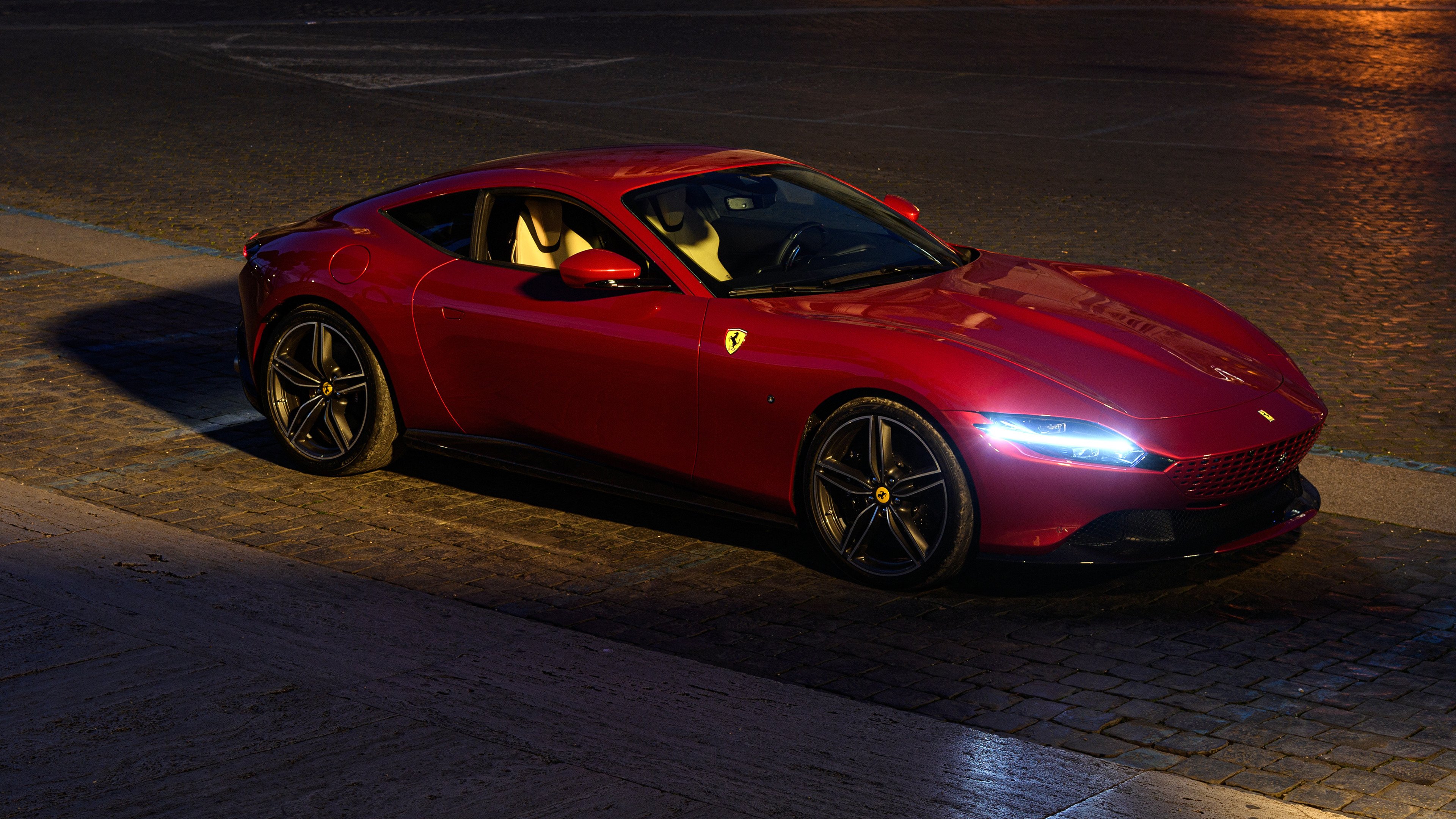 青少年足球场地书籍教材实现标准化，推动科学训练，青少年足球训练教程书籍