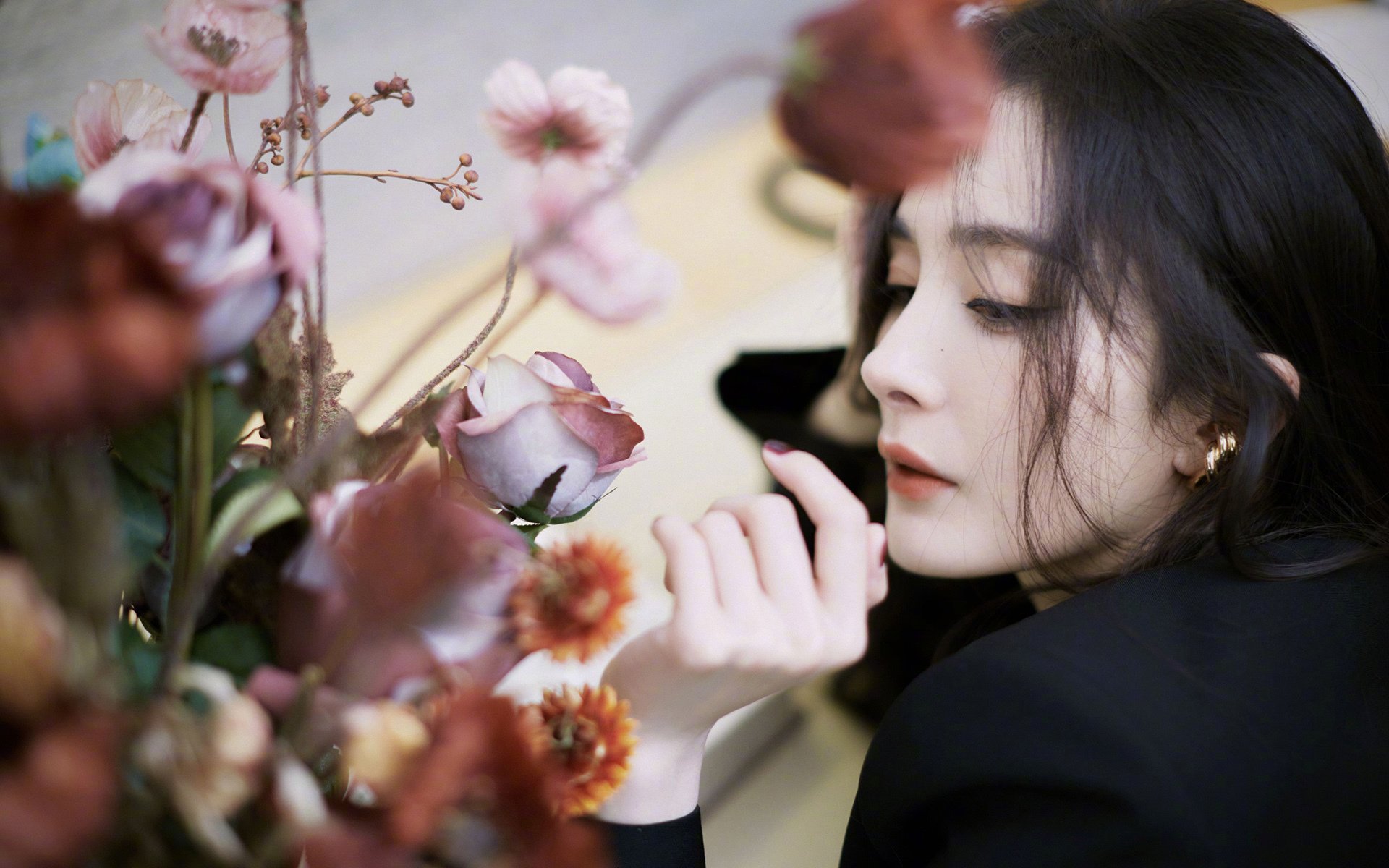 国际足坛亚洲女队大放异彩 中国女队崭露头角,亚洲女足球员