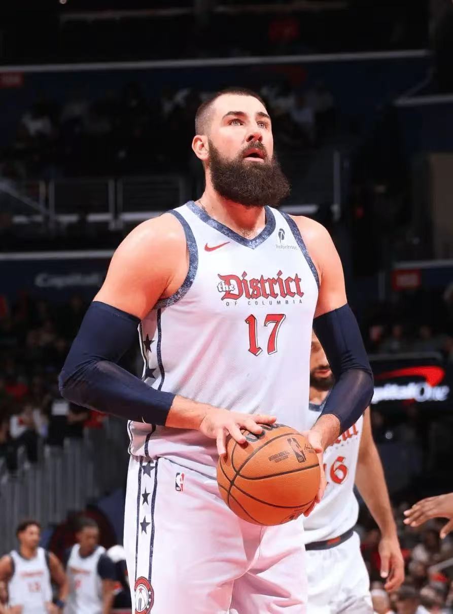 bsports体育:湖人队新赛季:加布里埃尔能否成为合格的内线轮换?的简单介绍 bsports体育:湖人队新赛季:加布里埃尔能否成为合格的内线轮换?的简单介绍