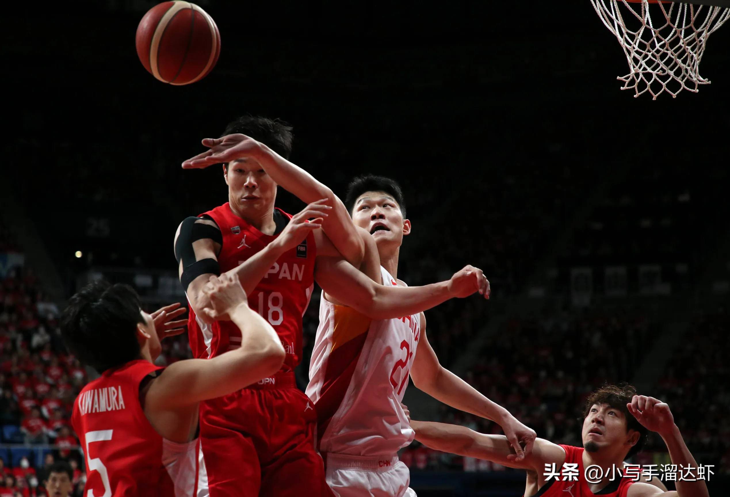 包含B体育官网：中国男篮历史上的经典防守战术：回顾那些令人窒息的防守表现的词条