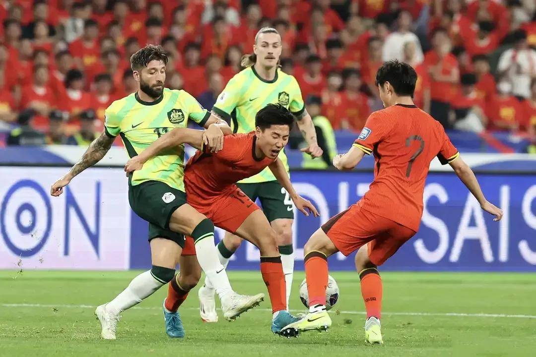 B体育APP:中国足球归化球员“水土不服”,球迷:他们是“来中国旅游”的吗?的简单介绍 B体育APP:中国足球归化球员“水土不服”,球迷:他们是“来中国旅游”的吗?的简单介绍