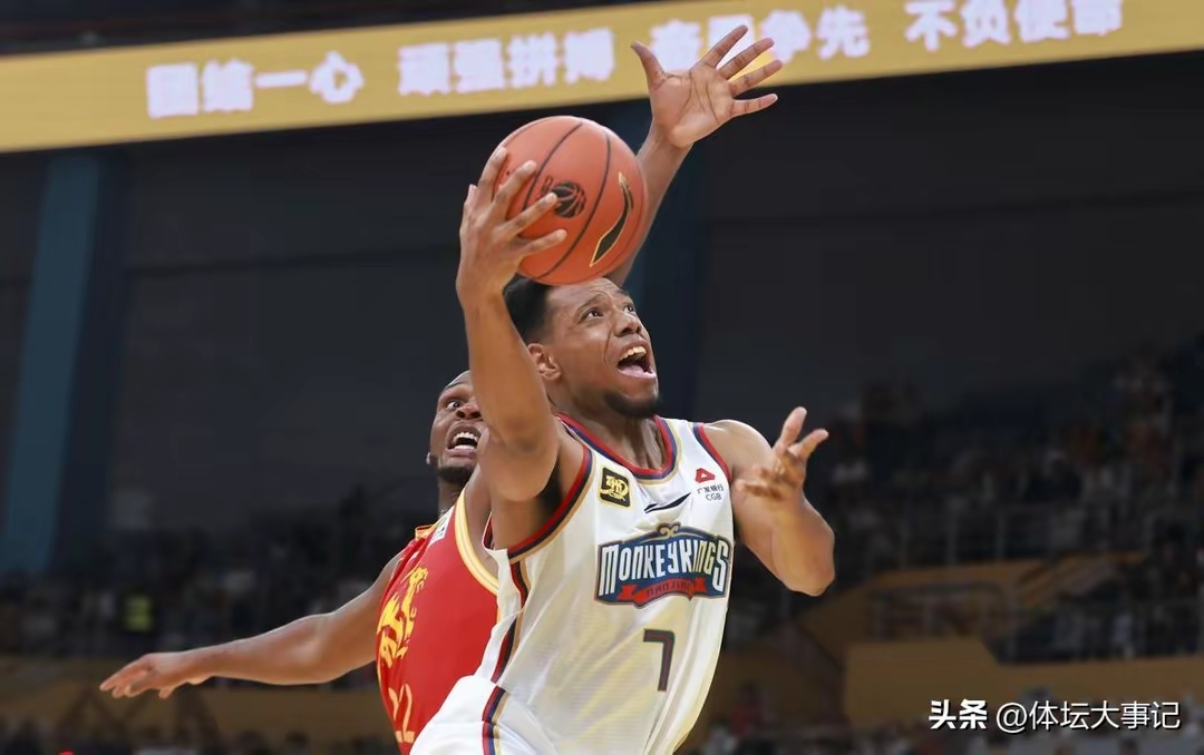 关于bsports体育：赛季分析与数据挖掘：如何解读球队表现的信息
