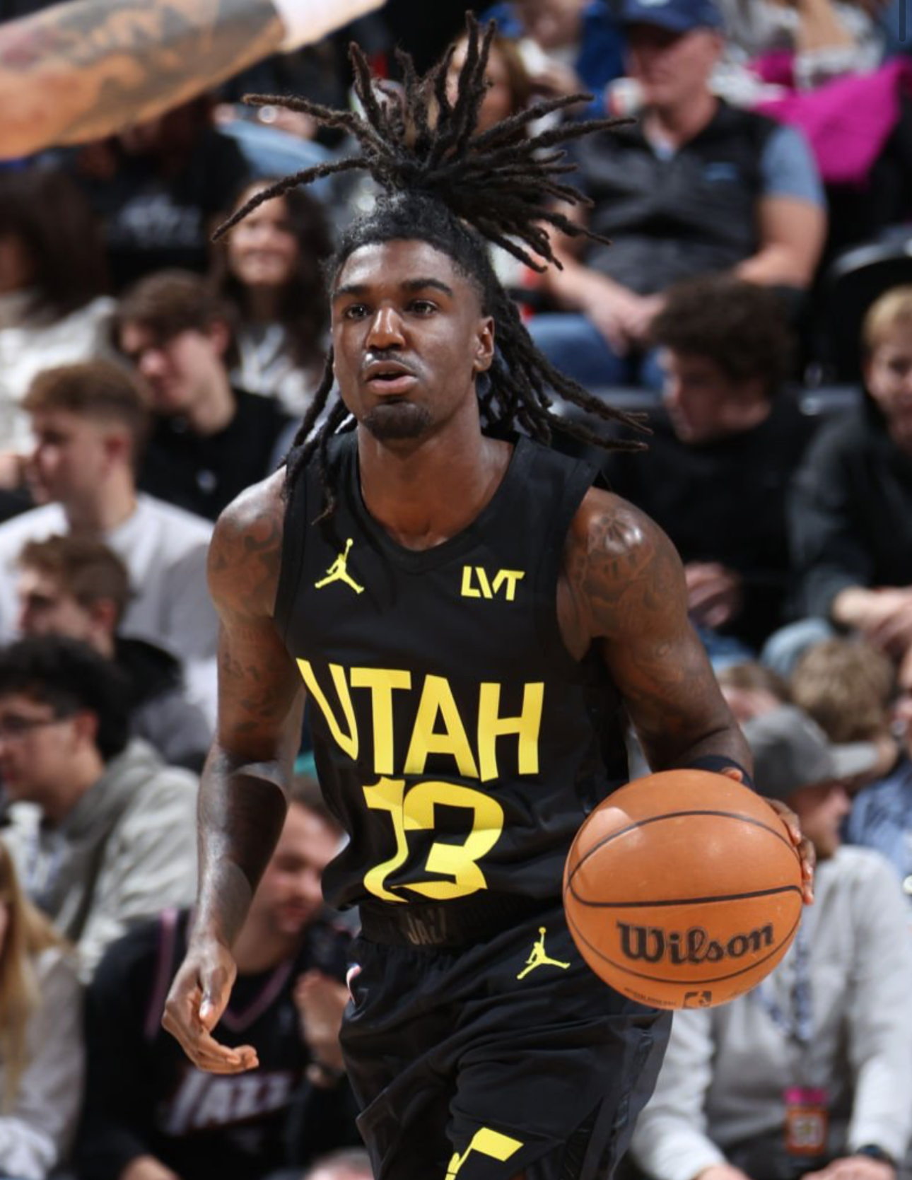 bsports体育：湖人队新赛季：刘易斯表示将提升防守效率