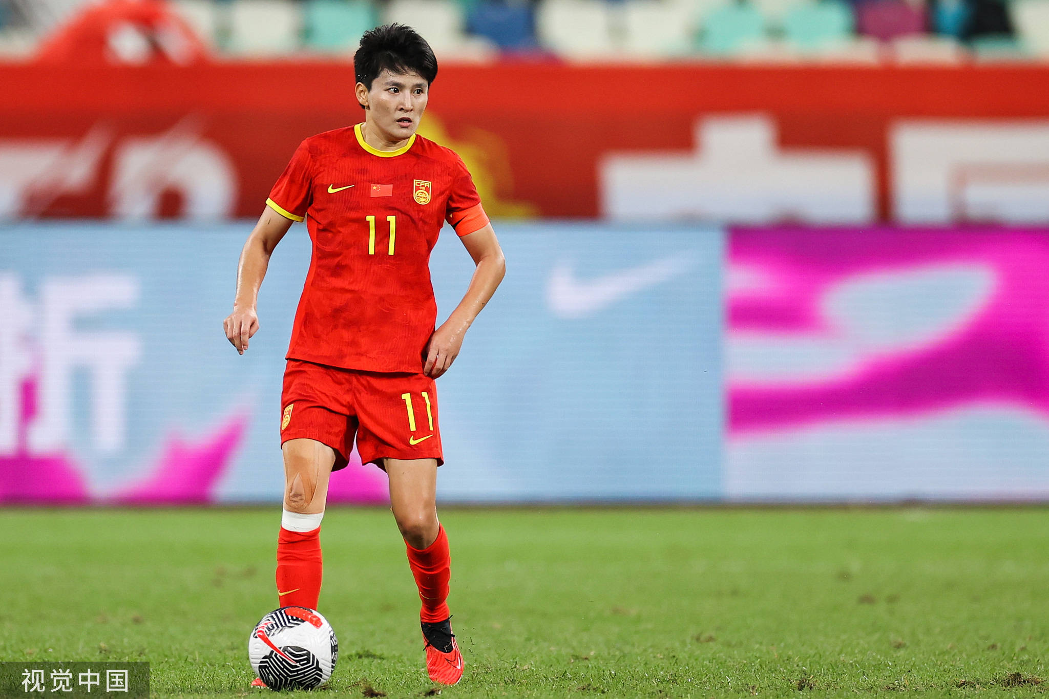 B体育(CHINA)官方网站-B体育APP:中国女足队长王珊珊：带领球队，力争在世界杯上取得好成绩的简单介绍