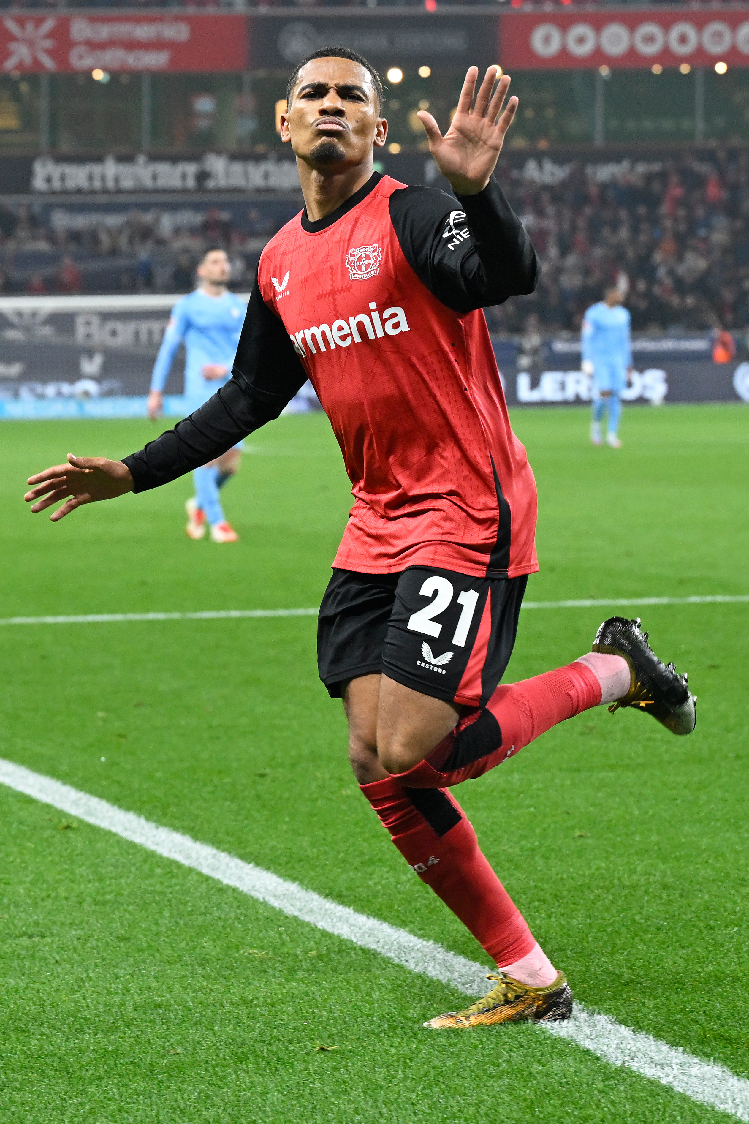 包含b体育下载：德甲波鸿的进攻火力与战术调整的词条