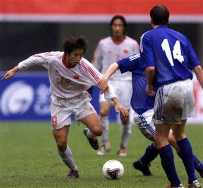 B体育APP:国足新帅李铁首次新闻发布会,豪言冲击世界杯的简单介绍 B体育APP:国足新帅李铁首次新闻发布会,豪言冲击世界杯的简单介绍