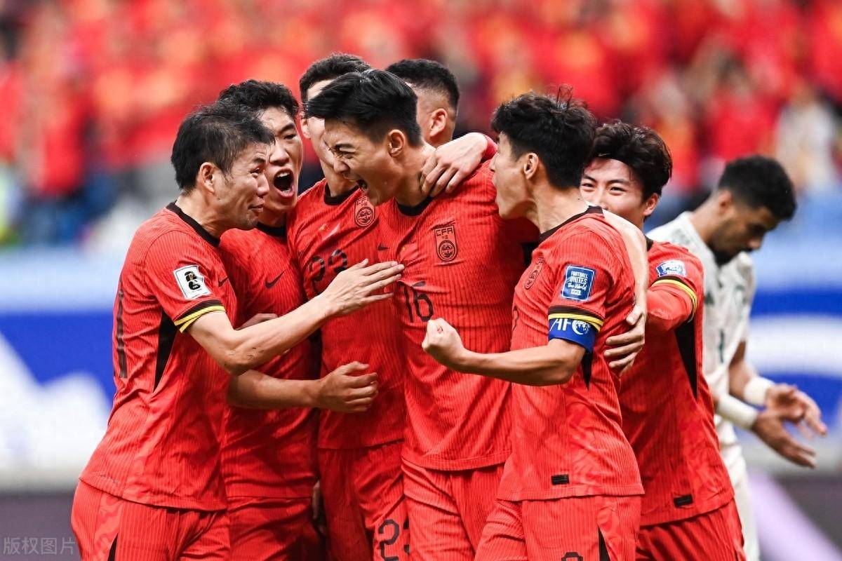 B体育APP:国足新帅李铁首次新闻发布会,豪言冲击世界杯的简单介绍 B体育APP:国足新帅李铁首次新闻发布会,豪言冲击世界杯的简单介绍